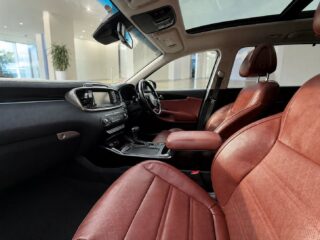 2017 Kia Sorento SUV Diesel Automatic grey for sale at OZ Auto Group image 16