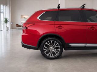 2016 Mitsubishi Outlander XLS ZK SUV Petrol Automatic red for sale at OZ Auto Group image 6