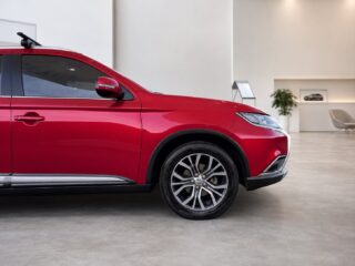 2016 Mitsubishi Outlander XLS ZK SUV Petrol Automatic red for sale at OZ Auto Group image 4